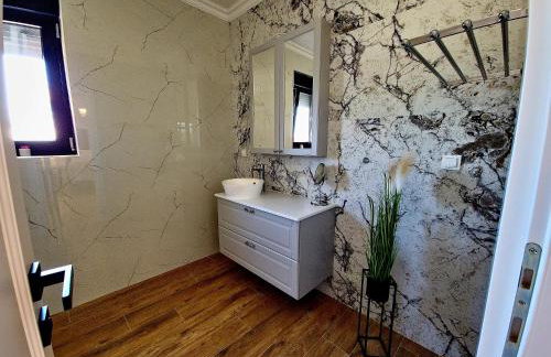 Luxury Villa Laura with Jacuzzi in Malinska - Foto 32