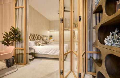 Snob Suite - Photo 27