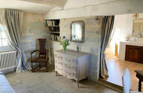 Medieval Convent Home In Provencal Village - Photo 9