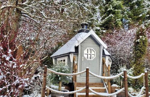 4 Walkers Cottage - Countryside Retreat with BBQ Hut - Photo 9