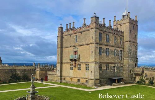 2-Bedroom Contractor Stay - Gated Parking & Fast WiFi - Photo 51