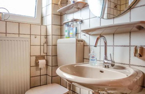 Amazing Apartment In Lage With Wifi - Foto 13