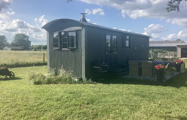 Charming Luxurious Rural Shepherds Hut - Foto 35