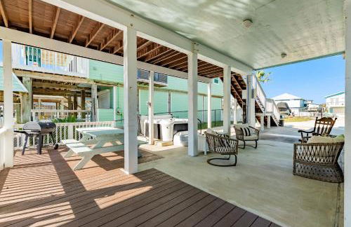 Saltwater Cowboys' Retreat - Bayfront Boat Slip & Hot Tub - Foto 25