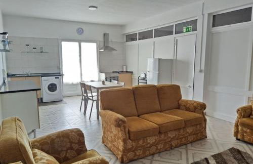 Rua de Baixo Apartments - Photo 4