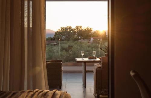 Solis Ortus Villa, a Sublime Sanctuary with Pool, By ThinkVilla - Foto 40