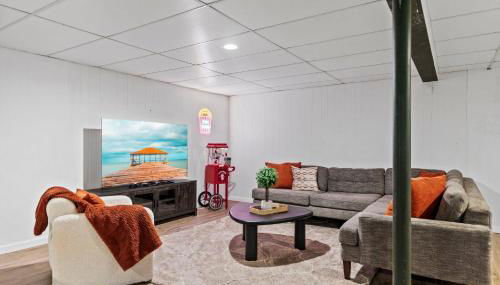 Entertainment Haven w Firepit, Games & Fenced Yard - Foto 5, Other