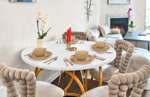 Lux Oasis in Woodland Hills - Foto 23