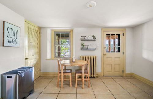 Downingtown Manor - 1900s Farmhouse with Creek Views - Foto 27