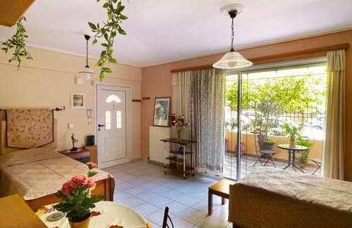 Cosy Apartment with Garden 5 min from metro - Foto 1