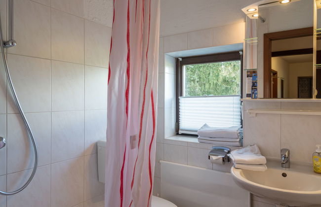 9 bedroom House in Immerath with garden and terrace - Photo 51