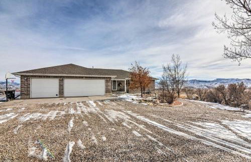 Pet-Friendly Aurora House with Mountain Views! - Photo 26