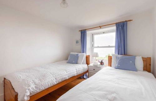 Seaside Holiday Cottage Near Beach - Foto 7