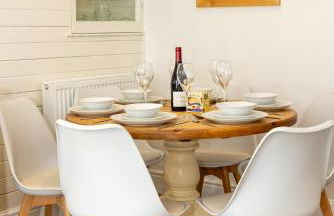 Canol Y Bryn - 3 Bedroom Holiday Home - Tenby - Foto 24