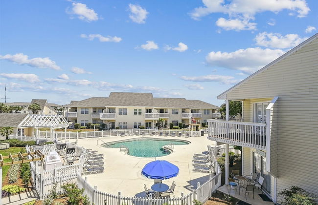 SPC 9232 is a Beautiful recently upgraded 2 BR with Free Beach Service by RedAwning - Foto 22