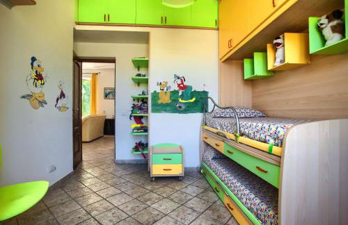 Fronte ciclabile con posto per auto e biciclette - Foto 12