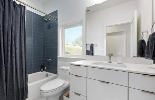 Modern Amenities Downtown - Raleigh Craftsman - Foto 21