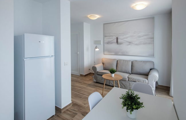 Apartamentos Los Rosales - Photo 40