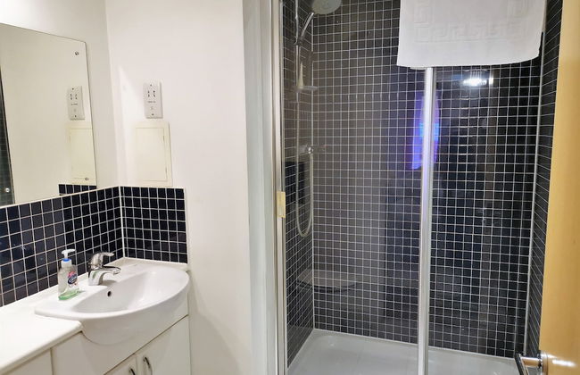 BookedUK - Home from Home Apartment - Foto 5