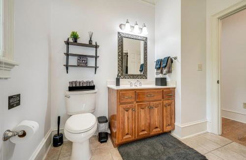 Beautiful Lake Sinclair Retreat with Dock and Deck! - Foto 20