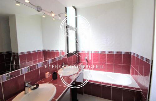 Villa l'Arbanaise vue mer piscine presqu'Ile Giens BY HC - Foto 14