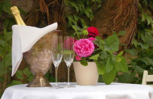 SchlossparkFerienwohnungen Rheinsberg mit Garten - Foto 1