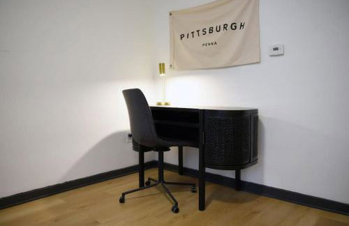 HostWise Stays - Butler St - Private Entrance on Ground Floor - Lower Lawrenceville - Foto 5