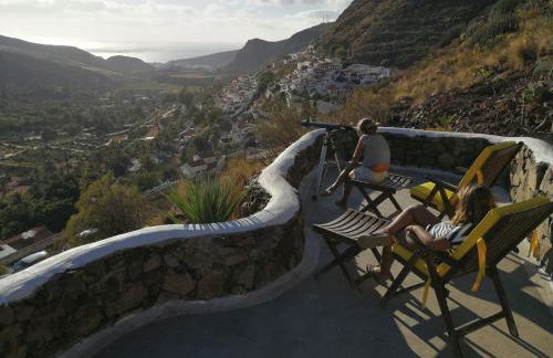 Vilna House with private pool, jacuzzi and garden -Optional pool and jacuzzi heating - Foto 21