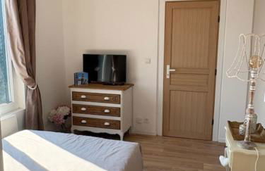 Studio 2 Chartres gare et Colisée a 100 m - Photo 32