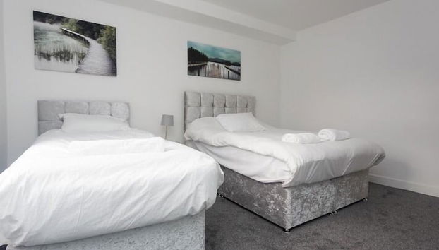 City Hospital Apartments - Photo 3, Chambre