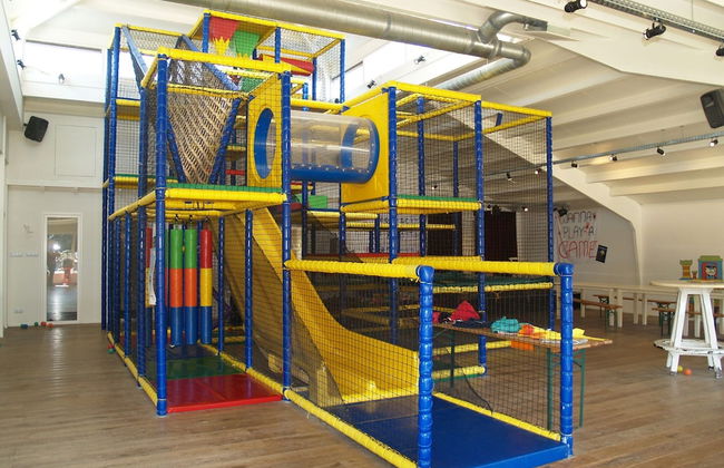 Tidy Furnished Chalet With a Dishwasher - Foto 13