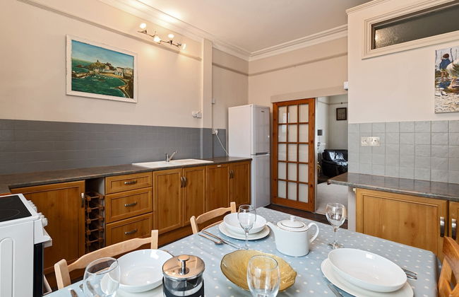 Connaught House - Central Location Near the Beach - Foto 10