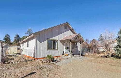 Single Tree Cottage - Walk to Downtown Chama! - Foto 3