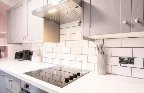 3 bed Modern Home, Vibrant & Stylish, Sleep upto 7 - Foto 13