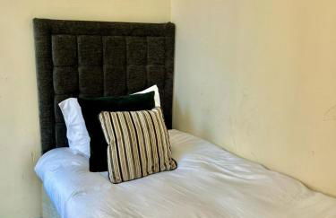 The Best Location in the Royal Mile - Photo 13