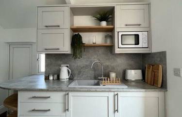 Cosy country getaway, 5 mins from the sea - Photo 10