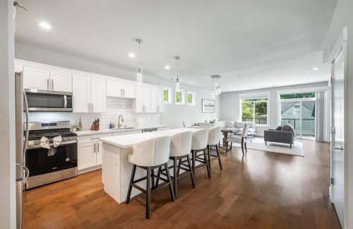 Perch - Modern Seattle Retreat w/ AC, Garage & Decks - Foto 5