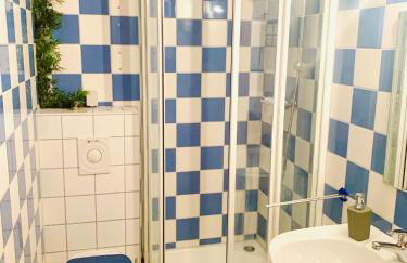 DEUTSCHE OSTSEEVILLA - große Villa mit Sauna, Spielplatz, PKW-Stellplätze, großer Garten - Foto 25