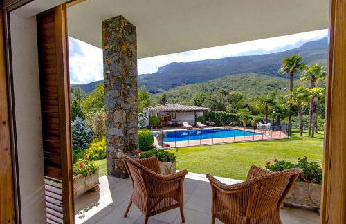 Picturesque Costa Brava Countryside Villa - Foto 24