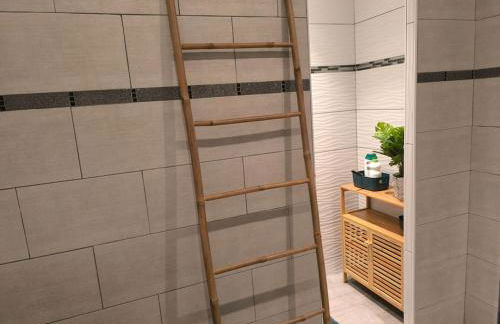 Rez de Villa au calme piscine chauffée, terrain pétanque - Photo 12