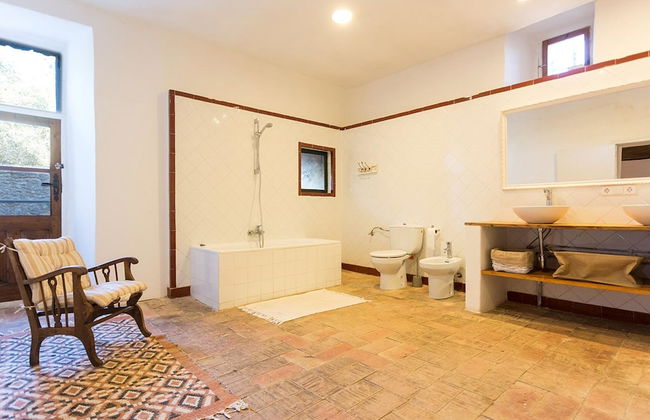 Traditional Estate From the XIV Century, With Swimming Pool - Photo 24