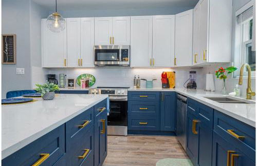 Heaven-sent Convenient 4br/ 3BA Near Downtown - Foto 24