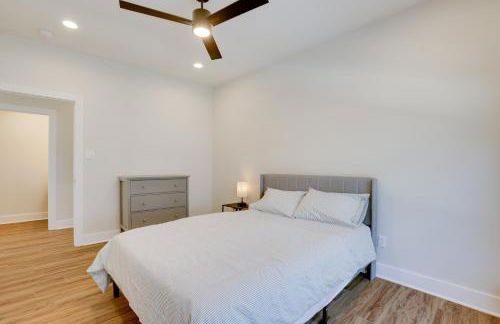 Less Than 1 Mi to Texas AandM Group Getaway with Balcony! - Photo 16