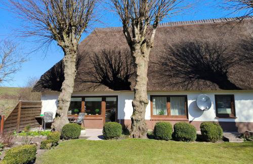 Huber - gemütliche FeWo mit Terrasse und Garten auf dem Lande - Foto 4