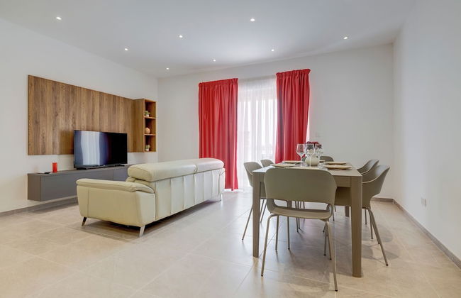 Elegant Sliema Penthouse, Panoramic Terrace - Foto 29