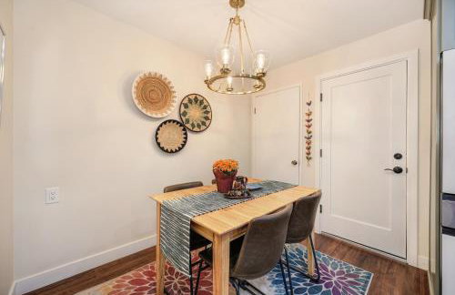 Family-Friendly Getaway Near Slide Hill Park home - Foto 27