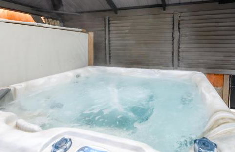 Hot Tub Hideaway, Private Retreat - Foto 35