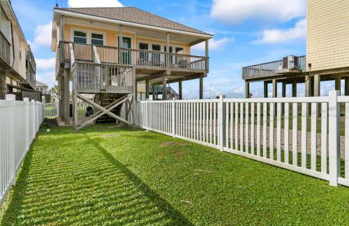 Seaside Sunrise: A Peaceful Escape by the Ocean - Photo 26