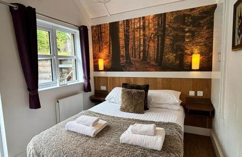 Hare Lodge with Hot Tub - Foto 3