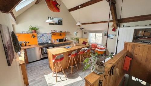 Coastal Retreat in the Heart of Lyme Regis - Foto 1, stove, dishwasher